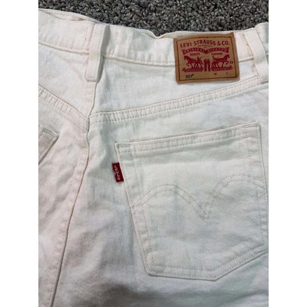 Levis 501 Original Shorts Womens 28 Beige Denim Button Fly